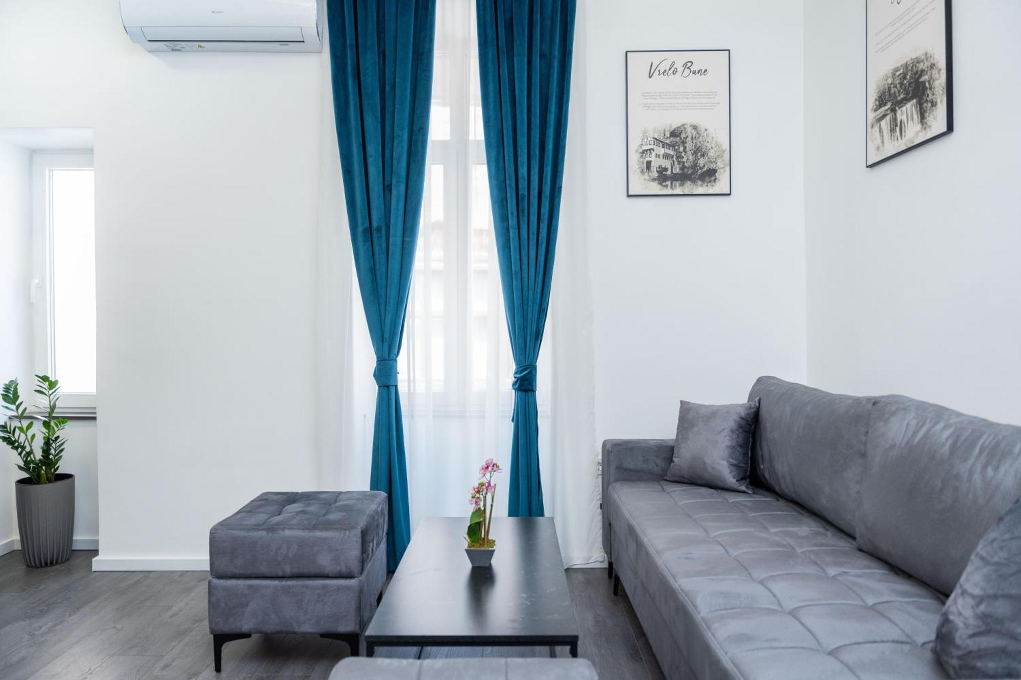 Azzurro City SJJ Eksteriør bilde
