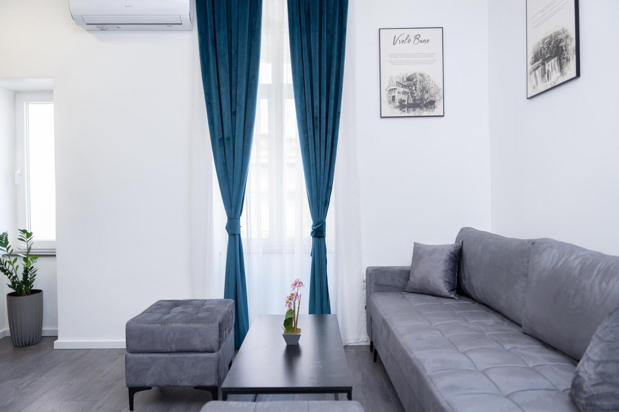 Azzurro City SJJ Eksteriør bilde